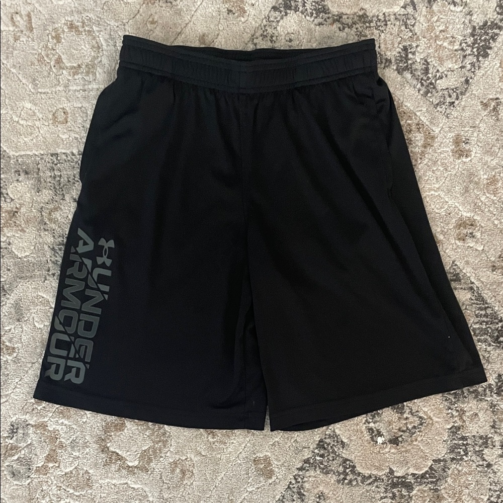 Under Armour Kids Shorts Set - Red, Gray, Black - Picture 5 of 13